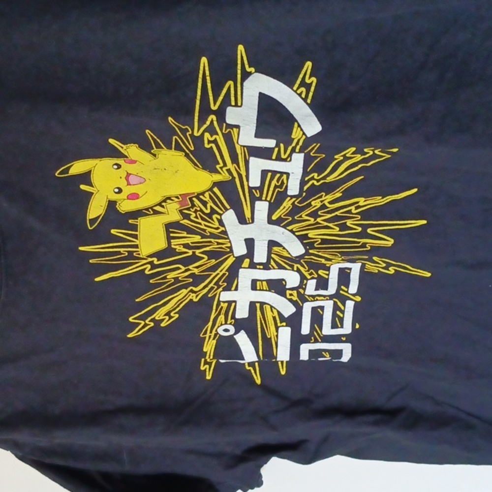 Pokemon Pikachu T-shirt Think Geek Size Large - Picture 3 of 12